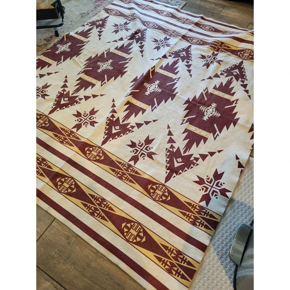 Large Antique Vintage Native American style Blanket / bed coverlet 7' x 6' USA
